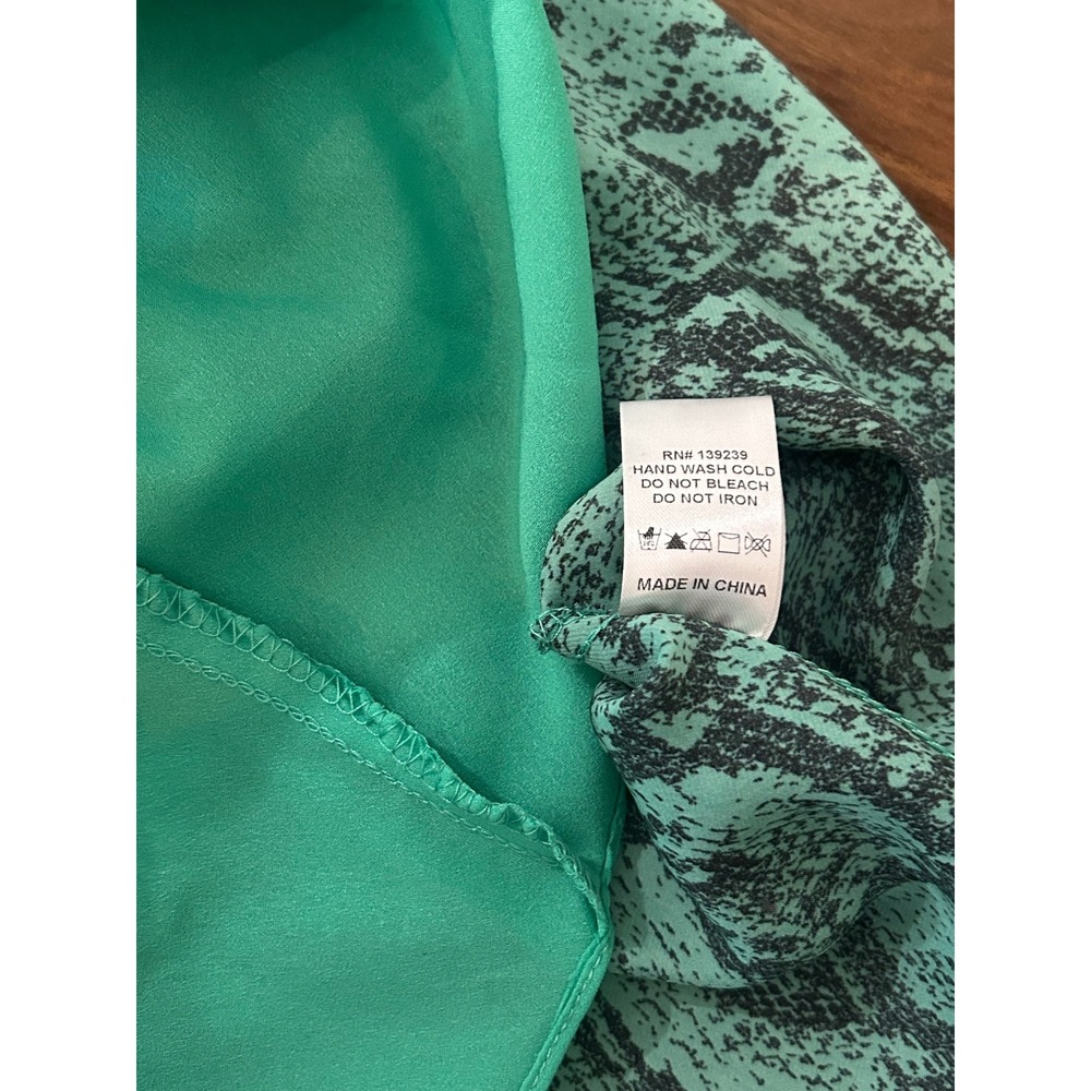 DO+BE Emerald Venom Tie-Waist Midi Dress Women's Small Snake Print Cap Sleeve - Picture 11 of 12